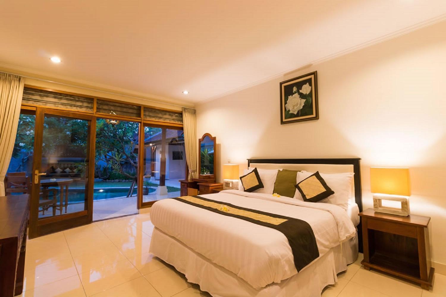 Bali Royal Heritage Villa Seminyak Exterior foto
