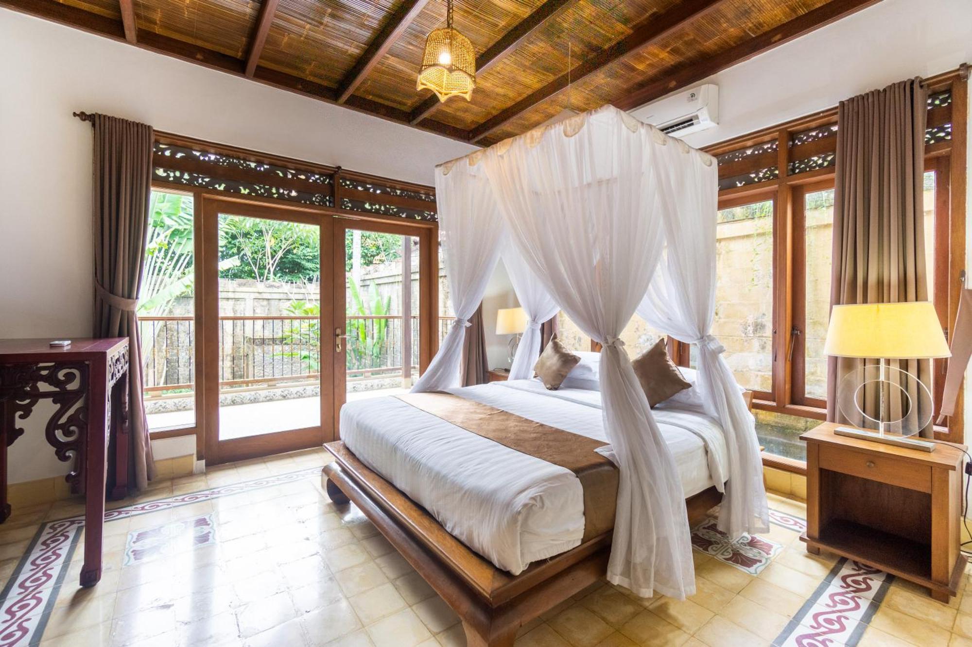 Bali Royal Heritage Villa Seminyak Exterior foto